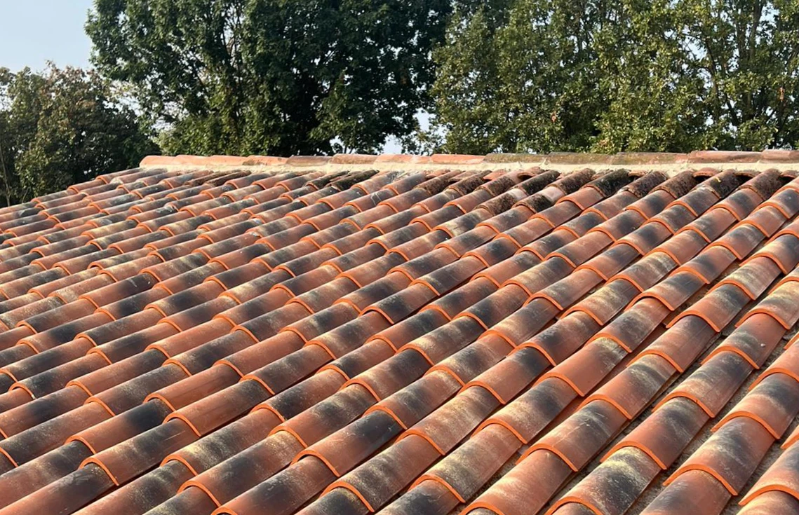 Rifacimento tetto danneggiato